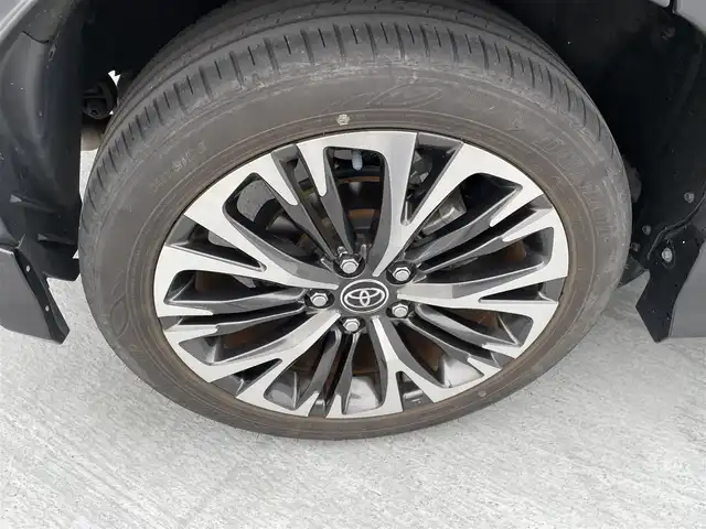 トヨタ ヤリスクロス Z 東京都 2022(令4)年 1.7万km ブラックマイカ 法人ワンオーナー/純正ナビ/（地デジTV・BT)/バックカメラ/ハーフレザーシート（茶）/モデリスタエアロ/シートヒーター/D席パワーシート/純正１８インチアルミ/ETC2.0/社外ドライブレコーダーフルHD（DC-DR652)/エンジンプッシュボタン/Wエアバック/ABS/Toyota　Safety　Sense/PCS（プリクラッシュセーフティ）/LTA（レーントレーシングアシスト/AHB（オートマチックハイビーム）/RSA（ロードサインアシスト/レーダークルーズコントロール/先行車発進お知らせ/保証書・取説・ナビ説