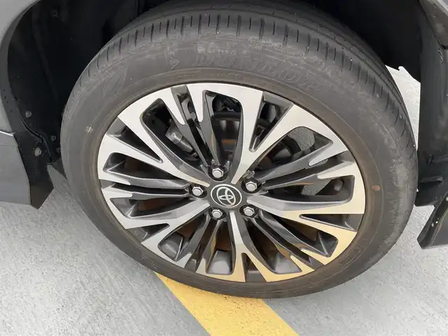 トヨタ ヤリスクロス Z 東京都 2022(令4)年 1.7万km ブラックマイカ 法人ワンオーナー/純正ナビ/（地デジTV・BT)/バックカメラ/ハーフレザーシート（茶）/モデリスタエアロ/シートヒーター/D席パワーシート/純正１８インチアルミ/ETC2.0/社外ドライブレコーダーフルHD（DC-DR652)/エンジンプッシュボタン/Wエアバック/ABS/Toyota　Safety　Sense/PCS（プリクラッシュセーフティ）/LTA（レーントレーシングアシスト/AHB（オートマチックハイビーム）/RSA（ロードサインアシスト/レーダークルーズコントロール/先行車発進お知らせ/保証書・取説・ナビ説