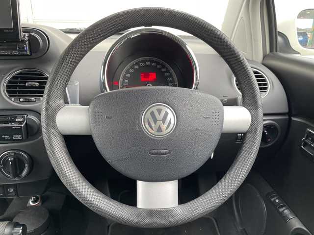 フォルクスワーゲン ニュー ビートル 茨城県 2008(平20)年 4万km カンパネーラホワイト ナビ【DVD/MD/AUX】/ETC/ドライブレコーダー/フォグランプ/クリアランスソナーセンサー/純正アルミホイール/ABS/横滑り防止装置/USB/保証書/取扱説明書/スペアキー×１