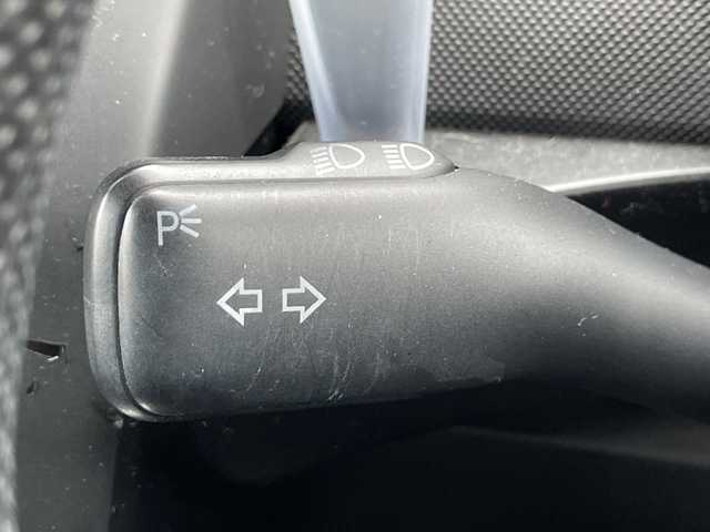 フォルクスワーゲン ニュー ビートル 茨城県 2008(平20)年 4万km カンパネーラホワイト ナビ【DVD/MD/AUX】/ETC/ドライブレコーダー/フォグランプ/クリアランスソナーセンサー/純正アルミホイール/ABS/横滑り防止装置/USB/保証書/取扱説明書/スペアキー×１