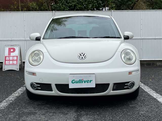 フォルクスワーゲン ニュー ビートル 茨城県 2008(平20)年 4万km カンパネーラホワイト ナビ【DVD/MD/AUX】/ETC/ドライブレコーダー/フォグランプ/クリアランスソナーセンサー/純正アルミホイール/ABS/横滑り防止装置/USB/保証書/取扱説明書/スペアキー×１