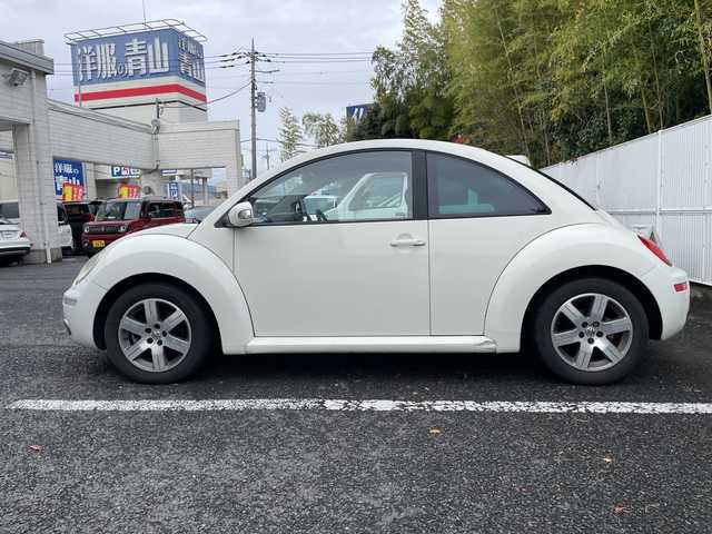 フォルクスワーゲン ニュー ビートル 茨城県 2008(平20)年 4万km カンパネーラホワイト ナビ【DVD/MD/AUX】/ETC/ドライブレコーダー/フォグランプ/クリアランスソナーセンサー/純正アルミホイール/ABS/横滑り防止装置/USB/保証書/取扱説明書/スペアキー×１