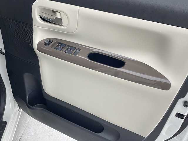 ダイハツ ムーヴ キャンバス X メイクアップ リミテッド SAⅢ 沖縄県 2021(令3)年 6.8万km パールホワイトⅢ 純正ナビNMZK-W71D/（CD/DVD/フルセグTV/Bluetooth）/全方位カメラ/両側パワースライドドア/スマートアシストIII/衝突軽減ブレーキ/レーンキープアシスト/オートマチックハイビーム/ETC/アイドリングストップ/ドライブレコーダー/スマートキー/プッシュスタート/電動ミラー/ステアリングスイッチ/フォグランプ