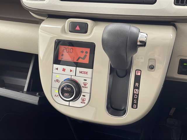 ダイハツ ムーヴ キャンバス X メイクアップ リミテッド SAⅢ 沖縄県 2021(令3)年 6.8万km パールホワイトⅢ 純正ナビNMZK-W71D/（CD/DVD/フルセグTV/Bluetooth）/全方位カメラ/両側パワースライドドア/スマートアシストIII/衝突軽減ブレーキ/レーンキープアシスト/オートマチックハイビーム/ETC/アイドリングストップ/ドライブレコーダー/スマートキー/プッシュスタート/電動ミラー/ステアリングスイッチ/フォグランプ