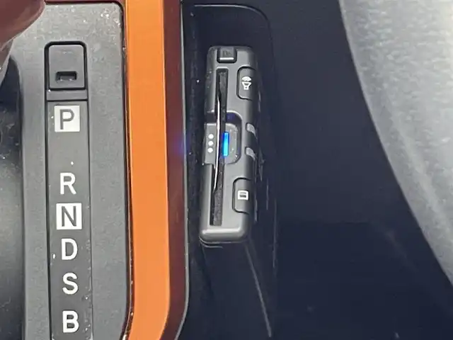 ダイハツ タフト G ターボ 滋賀県 2022(令4)年 5.5万km レイクブルーメタリック 禁煙車/ガラスルーフ/社外7インチメモリーナビ/（Bluetooth/フルセグ/USB/ipod/HDMI）/追従クルコン/レーンキープアシスト/前後ソナー/電動パーキングブレーキ/シートヒーター/LEDヘッドライト/社外１５AW/ステアリングリモコン/プッシュスタート/スマートキー/ETC