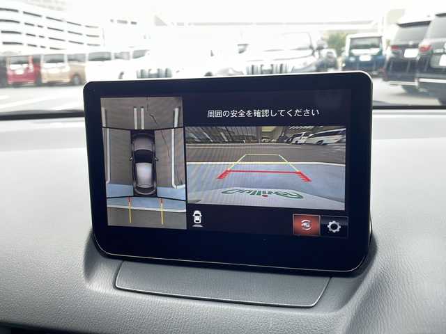 マツダ マツダ２ XD ブラックトーンエディション 静岡県 2023(令5)年 1.6万km プラチナクォーツメタリック 衝突軽減システム/純正８型SDナビ（SDなし）/全方位カメラ/クルーズコントロール/ワンセグ/CD/DVD/Bluetooth/バックカメラ/ヘッドアップディスプレイ/コーナーセンサー/純正アルミホイール/ブラインドスポットモニター/LEDヘッドライト/パドルシフト/オートマチックハイビーム/ドライブレコーダー/ETC/ステアリングスイッチ/スマートキー/プッシュスタート