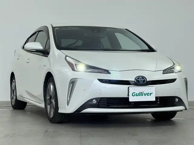 トヨタ プリウス A ツーリングセレクション 愛知県 2020(令2)年 2.5万km ホワイトパールクリスタルシャイン Aツーリングセレクション/純正ナビ（CD/DVD/BT/フルセグ）/置くだけ充電/AC100V/運転席パワーシート/運転席助手席シートヒーター/前後ドラレコ/ETC/バックカメラ/トヨタセーフティセンス/PCS/BSM/パーキングセンサー/ICS/LDA/ヘッドアップディスプレイ/ドアバイザー