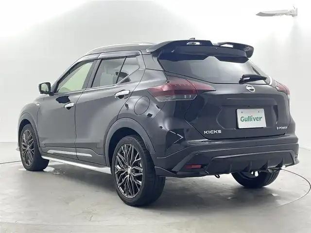 日産 キックス X 福井県 2020(令2)年 2.4万km ピュアブラック 純正9インチナビ/-AM/-FM/-SD/-CD/-DVD/-BT/-フルセグTV/プロパイロット/コーナーセンサー/衝突軽減ブレーキ/ETC/全方位カメラ/純正デジタルインナーミラー/純正ドライブレコーダー/純正フロアマット/オートライト/LEDヘッドライト/ハーフレザーシート/スマートキー/スペアキー×1