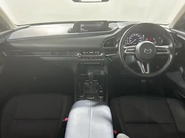 マツダ ＣＸ－３０ 20S プロアクティブツーリングセレ 神奈川県 2021(令3)年 4.1万km ポリメタルグレーM メーカーオプションナビゲーション/AM FM Bluetooth フルセグ HDMI CD DVD/360°ビューモニター/レーダークルーズコントロール/前側方接近車両検知/後側方接近車両検知/車線逸脱警報システム/ブラインドスポットモニター/ディスタンス＆スピードアラート/レーンキープアシストシステム/スマートブレーキサポート/パーキングセンサー/パワーバックドア/ステアリングヒーター/ステアリングリモコン/パドルシフト/オートホールド/メモリーシート/前席シートヒーター/パワーシート/ビルトインETC/純正前後ドライブレコーダー/ヘッドアップディスプレイ/LEDヘッドライト/オートライト/オートライト/オートマチックハイビーム/純正18インチアルミホイル/スマートキー
