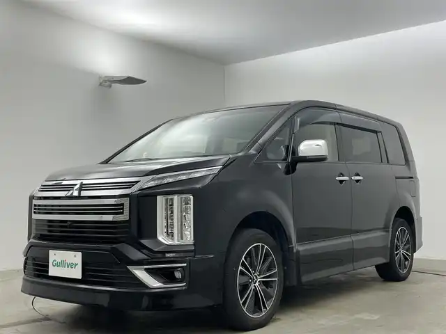 三菱 デリカＤ：５ アーバンギア G パワーパッケージ 岡山県 2019(平31)年 5.2万km ダイヤモンドブラックマイカ 純正10.1インチメモリナビゲーション		/【フルセグ/Bluetooth/DVD/MSV】		/360度パーキングカメラ/純正18inアルミホイール+サマータイヤ：装着				/レーダークルーズコントロール	/パワーバックドア/パワーシート	/ビルトインETC		/LEDヘッドライト（AUTO機能付き）	/オートハイビーム	/シートヒーター		/横滑り防止機能		/衝突軽減システム		/車線逸脱防止システム			/スマートキー			/プッシュスタート				/フロアマット		/新車保証書		/取扱説明書		/スペアキー×１