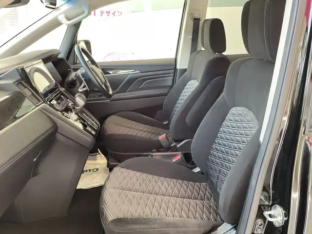 三菱 デリカＤ：５ アーバンギア G パワーパッケージ 神奈川県 2019(平31)年 5.2万km ダイヤモンドブラックマイカ 純正10.1インチメモリナビゲーション		/ フルセグ/Bluetooth/DVD/MSV	/360度パーキングカメラ/純正18インチアルミホイール			/レーダークルーズコントロール	/パワーバックドア/パワーシート	/ビルトインETC		/LEDヘッドライト	/オートハイビーム	/シートヒーター		/横滑り防止機能		/衝突軽減システム		/車線逸脱防止システム			/スマートキー			/プッシュスタート				/フロアマット				/スペアキー