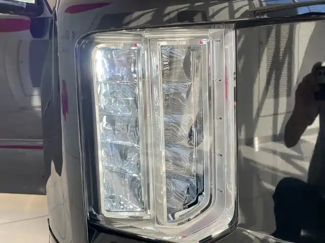 三菱 デリカＤ：５ アーバンギア G パワーパッケージ 神奈川県 2019(平31)年 5.2万km ダイヤモンドブラックマイカ 純正10.1インチメモリナビゲーション		/ フルセグ/Bluetooth/DVD/MSV	/360度パーキングカメラ/純正18インチアルミホイール			/レーダークルーズコントロール	/パワーバックドア/パワーシート	/ビルトインETC		/LEDヘッドライト	/オートハイビーム	/シートヒーター		/横滑り防止機能		/衝突軽減システム		/車線逸脱防止システム			/スマートキー			/プッシュスタート				/フロアマット				/スペアキー