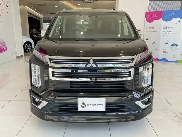 三菱 デリカＤ：５ アーバンギア G パワーパッケージ 神奈川県 2019(平31)年 5.2万km ダイヤモンドブラックマイカ 純正10.1インチメモリナビゲーション		/ フルセグ/Bluetooth/DVD/MSV	/360度パーキングカメラ/純正18インチアルミホイール			/レーダークルーズコントロール	/パワーバックドア/パワーシート	/ビルトインETC		/LEDヘッドライト	/オートハイビーム	/シートヒーター		/横滑り防止機能		/衝突軽減システム		/車線逸脱防止システム			/スマートキー			/プッシュスタート				/フロアマット				/スペアキー