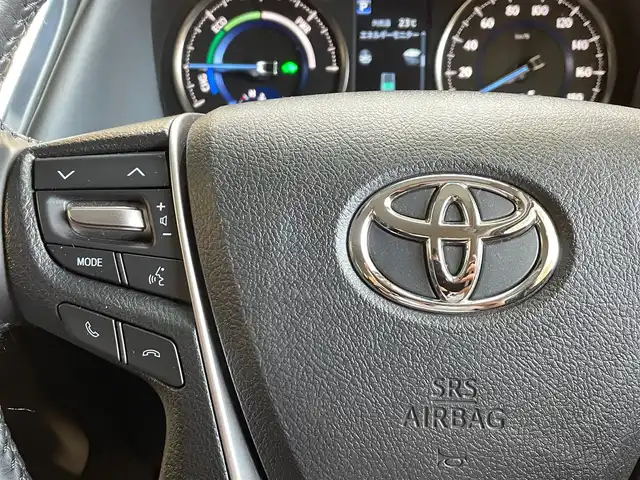 トヨタ アルファードハイブリット SR Cパッケージ 岩手県 2020(令2)年 4万km ホワイトパールクリスタルシャイン ４WD/リヤエンターテインメントシステム/メッキガーニッシュ/パーキングアシスト/リヤエンターテインメントシステム/JBLプレミアムサウンドシステム/パノラミックビューモニター/デジタルインナーミラー/両側パワースライドドア/パワーバックドア/エグゼクティブパワーシート/トヨタセーフティセンス/プリクラッシュセーフティ/レーダークルーズコントロール/レーントレーシングアシスト/ロードサインアシスト/アダプティブハイビームシステム/クリアランスソナー/パワーシート/シートヒーター/シートベンチレーション/ステアリングヒーター/純正ナビ/ETC2.0/ドライブレコーダー/三眼LEDヘッドランプ/純正17インチアルミホイール