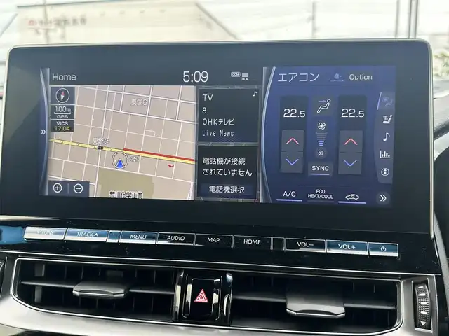 トヨタ クラウン ハイブリッド RS アドバンス 広島県 2022(令4)年 2.5万km プレシャスホワイトパール 登録時走行距離24566km/純正12.3インチナビ/（AM.FM.CD.DVD.TV.BT）/パノラミックビューモニター/レーダークルーズコントロール/ビルトインETC/プリクラッシュセーフティ/レーンキープアシスト/横滑り防止装置/クリアランスソナー/シートベンチレーション/レザーシート/オートマチックハイビーム/オートライト/LEDライト/アイドリングストップ/パワーシート/純正フロアマット/純正18インチAW