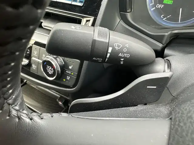 トヨタ クラウン ハイブリッド RS アドバンス 広島県 2022(令4)年 2.5万km プレシャスホワイトパール 登録時走行距離24566km/純正12.3インチナビ/（AM.FM.CD.DVD.TV.BT）/パノラミックビューモニター/レーダークルーズコントロール/ビルトインETC/プリクラッシュセーフティ/レーンキープアシスト/横滑り防止装置/クリアランスソナー/シートベンチレーション/レザーシート/オートマチックハイビーム/オートライト/LEDライト/アイドリングストップ/パワーシート/純正フロアマット/純正18インチAW