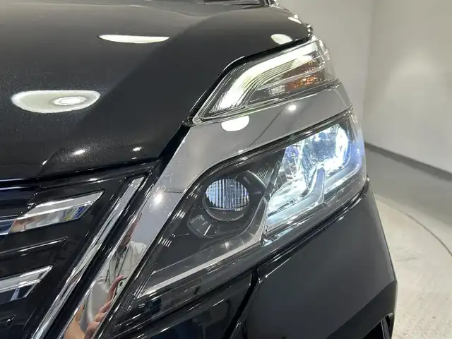 日産 セレナ ハイウェイスター V 愛知県 2020(令2)年 5.8万km ダイヤモンドブラック 純正１０インチＳＤナビ（地図SDなし）/純正フリップダウンモニター　/アラウンドビューモニター　/両側パワースライドドア　/エマージェンシーブレーキ/車線逸脱警報（LDW）/後側方車両検知警報（BSW)/クルーズコントロール/ビルトインＥＴＣ　/ＬＥＤヘッドライト/LEDフォグランプ　/ＵＳＢ接続　/ドライブレコーダー/プッシュスタート/　　-スマートキー/純正フロアマット/後席サンバイザー
