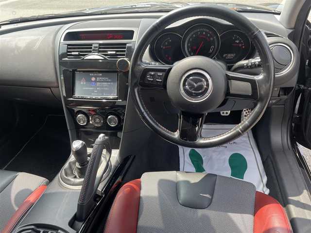 マツダ ＲＸ－８ スピリットR 神奈川県 2013(平25)年 7万km 黒