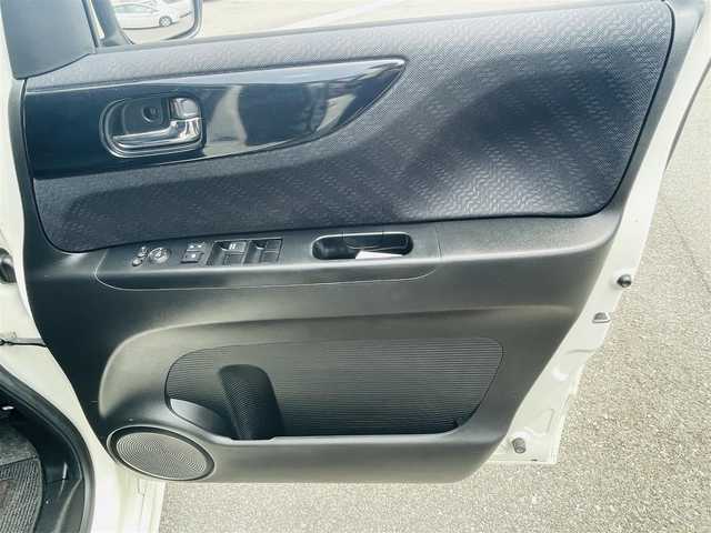 ホンダ Ｎ ＢＯＸ カスタム G SSパッケージ 岡山県 2013(平25)年 8.5万km プレミアムホワイトパール (株)IDOMが運営する【じしゃロン岡山店】の自社ローン専用車両です。こちらは現金またはオートローンご利用時の価格です。 自社ローンご希望の方は別途その旨お申し付け下さい/＊純正ナビ/＊両側パワスラ/＊ETC/＊バックカメラ/＊プッシュスタート/＊AW