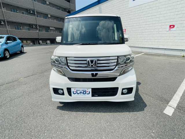 ホンダ Ｎ ＢＯＸ カスタム G SSパッケージ 岡山県 2013(平25)年 8.5万km プレミアムホワイトパール (株)IDOMが運営する【じしゃロン岡山店】の自社ローン専用車両です。こちらは現金またはオートローンご利用時の価格です。 自社ローンご希望の方は別途その旨お申し付け下さい/＊純正ナビ/＊両側パワスラ/＊ETC/＊バックカメラ/＊プッシュスタート/＊AW