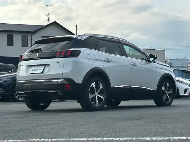 プジョー ３００８ GT ブルー HDi 和歌山県 2019(平31)年 5.4万km パール エンジンスタートボタン/パワーステアリング/パワーウィンドウ/アイドリングストップ/パドルシフト/スマートキー/オートエアコン/クルーズコントロール/追従走行/Bluetooth/USB/ETC/バックカメラ/HDDナビ/ガラスルーフ/サンルーフ/電動リアゲート/前後ドライブレコーダー/D席パワーシート/ハーフレザーシート/D＋N席シートヒーター/ルーフレール/純正アルミホイール/ABS/横滑り防止装置/前後コーナーセンサー/レーンキープアシスト/オートライト/W+サイドエアバッグ/グリップコントロール/スポーツモード