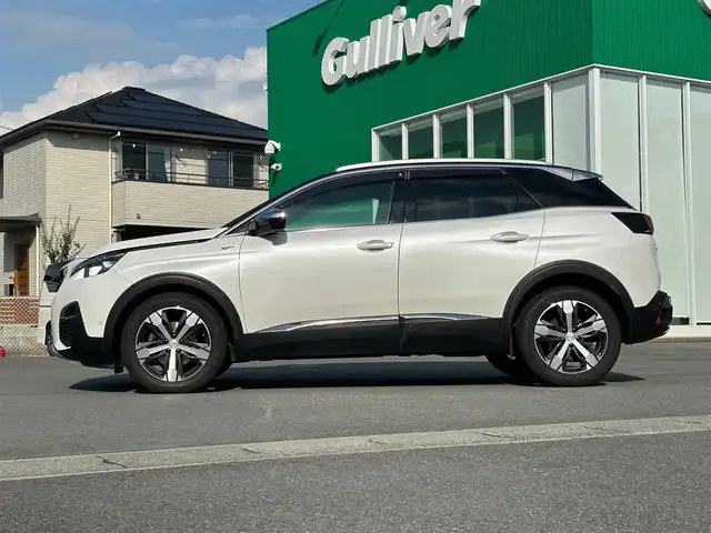 プジョー ３００８ GT ブルー HDi 和歌山県 2019(平31)年 5.4万km パール エンジンスタートボタン/パワーステアリング/パワーウィンドウ/アイドリングストップ/パドルシフト/スマートキー/オートエアコン/クルーズコントロール/追従走行/Bluetooth/USB/ETC/バックカメラ/HDDナビ/ガラスルーフ/サンルーフ/電動リアゲート/前後ドライブレコーダー/D席パワーシート/ハーフレザーシート/D＋N席シートヒーター/ルーフレール/純正アルミホイール/ABS/横滑り防止装置/前後コーナーセンサー/レーンキープアシスト/オートライト/W+サイドエアバッグ/グリップコントロール/スポーツモード