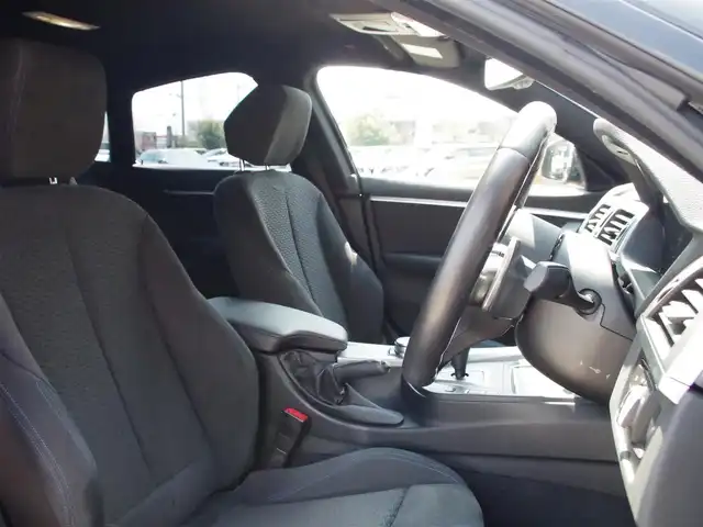 ＢＭＷ ４２０ｉ グランクーペ Mスポーツ 埼玉県 2019(令1)年 3.1万km 黒 アダプティブクルーズコントロール/Mスポーツパッケージ/インテリジェントセーフティ/パークディスタンスコントロール/ブラインドスポットモニター/コンフォートアクセス/バックカメラ/純正ナビ/ドラレコ/ETC/フルセグTV/シートヒーター