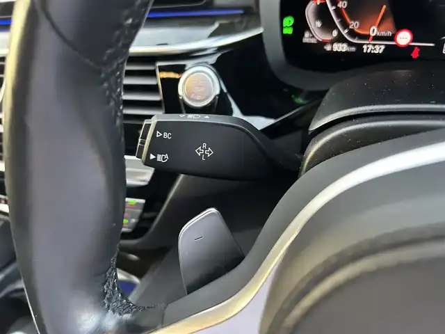 ＢＭＷ ５２３ｄ xDrive Mスポーツ EDジョイ+ 滋賀県 2021(令3)年 3万km アルピンホワイトⅢ 黒革シート/４WD/ＡＣＣ/ヘッドアップディスプレイ/バーチャルコックピット/純正ナビ/フルセグＴＶ・Bluetooth・USB/ＡｐｐｌｅＣａｒＰｌａｙ/全方位カメラ/シートヒーター/前席パワーシート/シートメモリー/レーンキープ/パーキングアシスト/オートホールド/パドルシフト/パワーバックドア/純正19インチＡＷ/LEDヘッドライト/ミラー一体型ETC