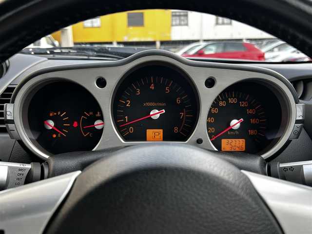 日産 フェアレディ Ｚ ロードスター バージョンT 和歌山県 2004(平16)年 3.3万km スパークリングシルバー 社外ナビ（フルセグTV/FM/AM/CD/DVD/SD/USB/Bluetooth）/バックカメラ/ETC/レザーシート/シートヒーター/パワーシート/トラクションコントロール/純正フロアマット/純正アルミホイール/取扱説明書/保証書