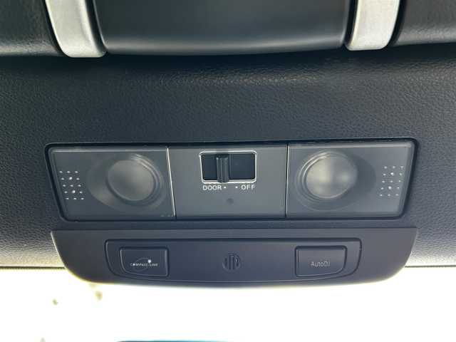 日産 フェアレディ Ｚ ロードスター バージョンT 和歌山県 2004(平16)年 3.3万km スパークリングシルバー 社外ナビ（フルセグTV/FM/AM/CD/DVD/SD/USB/Bluetooth）/バックカメラ/ETC/レザーシート/シートヒーター/パワーシート/トラクションコントロール/純正フロアマット/純正アルミホイール/取扱説明書/保証書