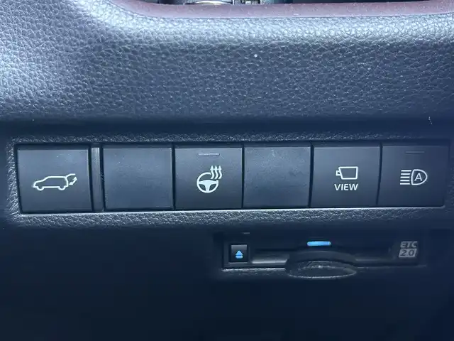 トヨタ ＲＡＶ４ G Zパッケージ 島根県 2020(令2)年 5万km アティチュードブラックマイカ 登録時走行距離 49356Km/ディーラー純正ナビ/取扱説明書/保証書/フルセグTV/TRDエアロ/全方位カメラ/コーナーセンサー/デジタルインナーミラー/4WD/AVENTURA17インチホイール/ブラインドスポットモニター/パワーバックドア/LEDヘッドライト/追従型クルーズコントロール/パワーシート/スマートキー/前席シートヒーター/前後ドライブレコーダー/ウィンカーミラー/電動格納ミラー/ビルトインETC2.0/プッシュスタート