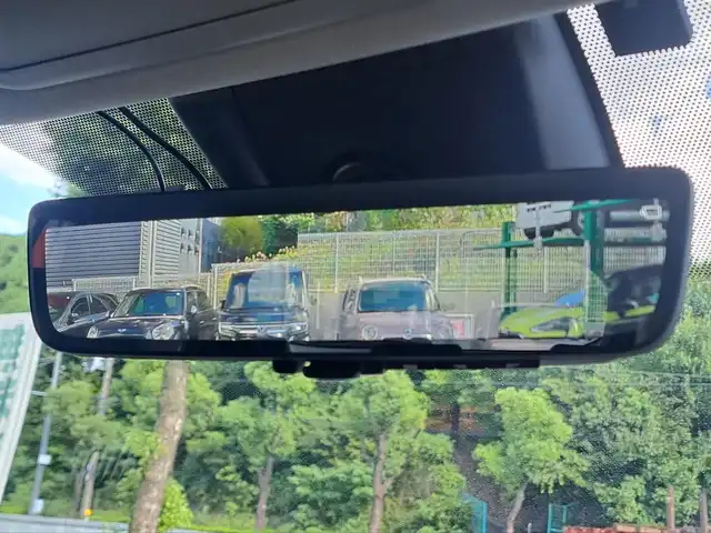 トヨタ ＲＡＶ４ G Zパッケージ 大阪府 2021(令3)年 3.2万km ホワイトパールクリスタルシャイン /禁煙車//純正オプション9インチSDナビ/NSZT-Y68T//Bluetooth/CD/DVD/HDMI//フルセグテレビ/バックカメラ//アダクティブクルーズコントロール//運転席メモリー付パワーシート//前席シートヒーター//ワイヤレス充電規格Qi//ステアリングヒーター//デジタルインナーミラー//ブラインドスポットモニター//クリアランスソナー//ハンズフリーパワーバックドア//衝突被害軽減ブレーキ//LEDヘッドライト//前後ドライブレコーダー//純正19インチアルミホイール//保証書//取扱説明書//スペアキー