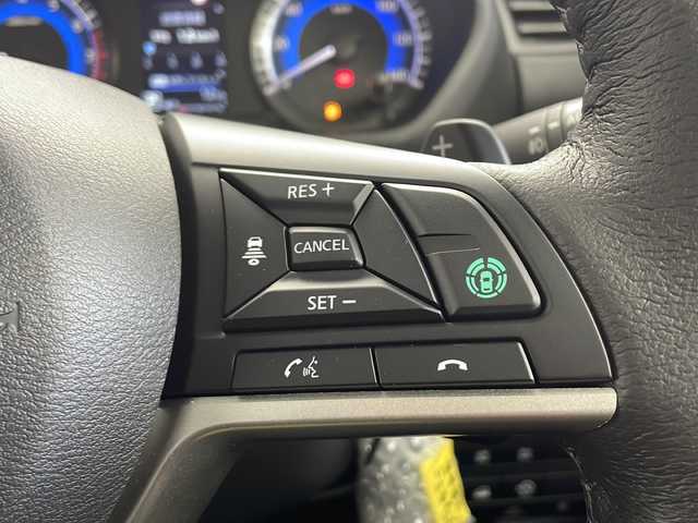 三菱 デリカミニ T プレミアム 愛知県 2025(令7)年 0.1千km 緑Ⅱ 未使用車・新車/９型ディスプレイオーディオ/全方位カメラ/Bluetooth・AppleCarPlay・AndroidAuto・USB/ルーフレール/ファブリック＆合皮シート/前席シートヒーター/ヒルディセントコントロール/ヒルスタートアシスト/アイドリングストップ/ACC/車線維持支援/車線逸脱警報/先行車発進告知/LEDヘッドライト/オートライト/オートマチックハイビーム/革巻きステアリング/ステアリングスイッチ/パドルシフト/電子パーキングブレーキ/オートホールド/スマートキー/プッシュスタート/スペアキー/新車保証書・取扱説明書