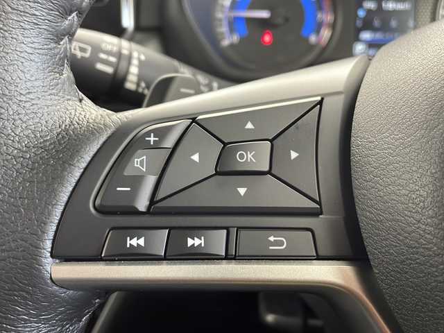 三菱 デリカミニ T プレミアム 愛知県 2025(令7)年 0.1千km 緑Ⅱ 未使用車・新車/９型ディスプレイオーディオ/全方位カメラ/Bluetooth・AppleCarPlay・AndroidAuto・USB/ルーフレール/ファブリック＆合皮シート/前席シートヒーター/ヒルディセントコントロール/ヒルスタートアシスト/アイドリングストップ/ACC/車線維持支援/車線逸脱警報/先行車発進告知/LEDヘッドライト/オートライト/オートマチックハイビーム/革巻きステアリング/ステアリングスイッチ/パドルシフト/電子パーキングブレーキ/オートホールド/スマートキー/プッシュスタート/スペアキー/新車保証書・取扱説明書