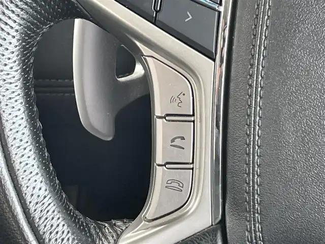 三菱 デリカＤ：５ P 千葉県 2019(令1)年 5.9万km エメラルドブラックパール 衝突軽減ブレーキ/全方位カメラ/両側パワースライドドア/フリップダウンモニター/純正１０インチＳＤナビ/フルセグＴＶ/レーダークルーズコントロール/電動リアゲート/ＬＥＤヘッドライト