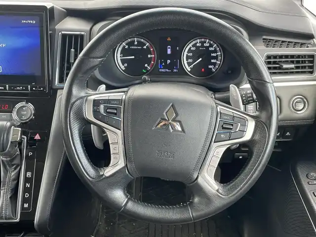 三菱 デリカＤ：５ P 千葉県 2019(令1)年 5.9万km エメラルドブラックパール 衝突軽減ブレーキ/全方位カメラ/両側パワースライドドア/フリップダウンモニター/純正１０インチＳＤナビ/フルセグＴＶ/レーダークルーズコントロール/電動リアゲート/ＬＥＤヘッドライト