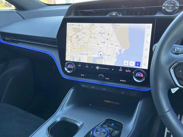 レクサス ＲＺ 450e Fスポーツ パフォーマンス 山口県 2024(令6)年 1.4万km パールⅡ ワンオーナー/100台限定車/純正ディスプレイオーディオ/・フルセグTV/・Bluetooth接続/・ナビキッド/アラウンドビューモニター/純正フロントカーボンスポイラー/純正リアカーボンスポイラー/純正カーボンウィング/純正カーボンルーフ/純正ブルーブレーキキャリパー/ビルトインETC/ドライブレコーダー/Lexus Safety System +/・プリクラッシュセーフティ/・レーンディパーチャーアラート/・レーダークルーズコントロール/・アダプティブハイビームシステム/・ロードサインアシスト/・発進遅れ告知機能/・ドライバー異常時対応システム/・フロントクロストラフィックアラート/・プロアクティブドライビングアシスト/パドルシフト/ハーフレザーシート/パワーシートD席/N席/シートヒーター/エアシート/ステアリングヒーター/スマートキー/プッシュスタート/スペアキー２本/ワイヤレス充電/USB入力端子/パワーバックドア/純正フロアマット/純正LEDライト/純正21インチ特別仕様アルミホイール/ウィンカーミラー/保証書