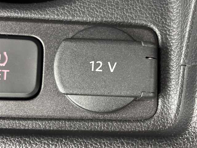 フォルクスワーゲン アップ ＧＴＩ 福岡県 2018(平30)年 0.7万km パール ６ＭＴ　/純正オーディオ／Ｂｌｕｅｔｏｏｔｈ　/ＥＴＣ２．０　/ドライブレコーダー　/クルーズコントロール　/衝突被害軽減システム　/アイドリングストップ　/シートヒーター　/純正１７インチＡＷ　/純正フロアマット