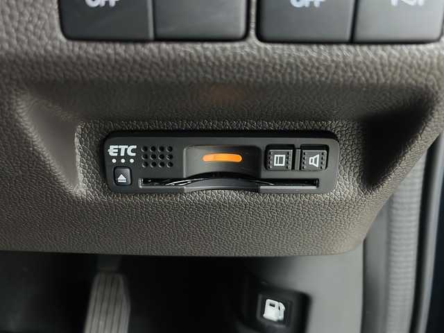 ホンダ フリード＋ G ホンダセンシング 秋田県 2019(令1)年 1.8万km ミッドナイトブルービームM 4WD/純正メモリナビ　/AM/FM/Bluetooth/CD/DVD/両側パワースライドドア　/衝突被害軽減ブレーキ　/レーダークルーズコントロール　/横滑り防止装置　/レーンキープアシスト　/バックカメラ　/ビルトインETC　/LEDヘッドライト　/オートライト/前席シートヒーター　/前後ドライブレコーダー/プッシュスタート/サイドバイザー/ステアリングリモコン/純正フロアマット