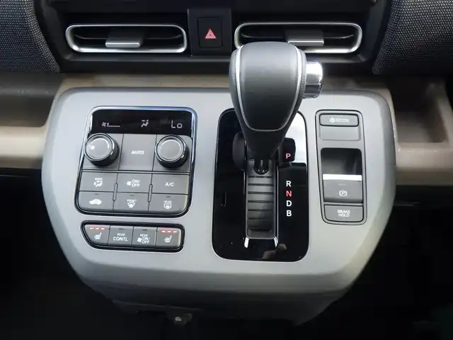 ホンダ フリード ハイブリット e:HEV AIR EX 千葉県 2025(令7)年 0.1千km クリスタルブラックパール e:HEV エアー　EX　2LB40Z　6人　9インチナビ　LXM-242ZFNI(207680円)/ホンダセンシング/・衝突軽減ブレーキ（CMBS）/・車線維持支援システム（LKAS）/・アダプティブクルーズコントロール（ACC）/・ブラインドスポットインフォメーション/・後方誤発進抑制機能/・誤発進抑制機能/両側パワースライドドア/ハーフレザーシート/前席シートヒーター/純正コネクトナビ/地デジTV/【Apple CarPlay　Android Auto対応】/【Bluetooth接続】/バックカメラ/革巻きステアリング/ステアリングスイッチ/LEDヘッドライト/ウインカーミラー/コーナーセンサー/純正15インチアルミホイル/サイド/カーテンエアバッグ/Honda スマートキー