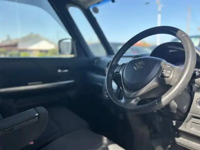 スズキ スペーシア カスタム Z ターボ 宮崎県 2017(平29)年 11.5万km ピュアホワイトP /ナビ(AVIC-RL712)//TV/CD/DVD/Bluetooth//バックカメラ//ETC//運転席シートヒーター//クルーズコントロール//両側パワースライドドア//パドルシフト//純正フロアマット//社外アルミホイール/　（純正アルミホイール/　　スタッドレスタイヤ積載）//ドアバイザー//電格ウィンカーミラー//オートライト