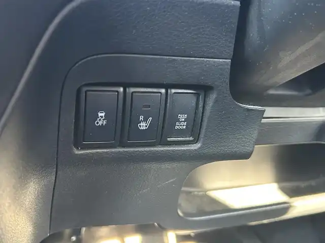 スズキ スペーシア カスタム Z ターボ 宮崎県 2017(平29)年 11.5万km ピュアホワイトP /ナビ(AVIC-RL712)//TV/CD/DVD/Bluetooth//バックカメラ//ETC//運転席シートヒーター//クルーズコントロール//両側パワースライドドア//パドルシフト//純正フロアマット//社外アルミホイール/　（純正アルミホイール/　　スタッドレスタイヤ積載）//ドアバイザー//電格ウィンカーミラー//オートライト