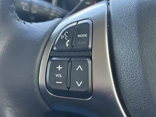 スズキ スペーシア カスタム Z ターボ 宮崎県 2017(平29)年 11.5万km ピュアホワイトP /ナビ(AVIC-RL712)//TV/CD/DVD/Bluetooth//バックカメラ//ETC//運転席シートヒーター//クルーズコントロール//両側パワースライドドア//パドルシフト//純正フロアマット//社外アルミホイール/　（純正アルミホイール/　　スタッドレスタイヤ積載）//ドアバイザー//電格ウィンカーミラー//オートライト