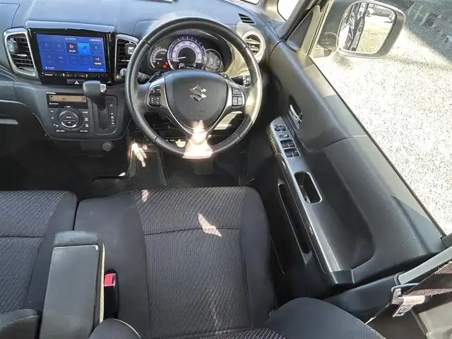 スズキ スペーシア カスタム Z ターボ 宮崎県 2017(平29)年 11.5万km ピュアホワイトP /ナビ(AVIC-RL712)//TV/CD/DVD/Bluetooth//バックカメラ//ETC//運転席シートヒーター//クルーズコントロール//両側パワースライドドア//パドルシフト//純正フロアマット//社外アルミホイール/　（純正アルミホイール/　　スタッドレスタイヤ積載）//ドアバイザー//電格ウィンカーミラー//オートライト