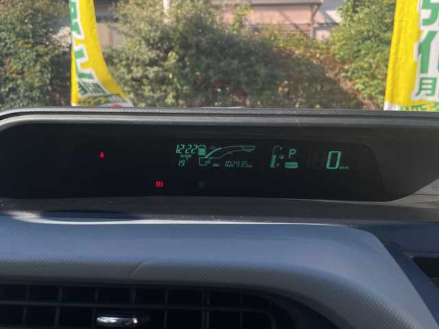 トヨタ アクア S 埼玉県 2012(平24)年 10.3万km シルバーM 取扱説明書/保証書/記録簿/ワンオーナー/CD/AUX/純正フロアマット/オートエアコン/横滑り防止装置/電動格納ミラー/禁煙車