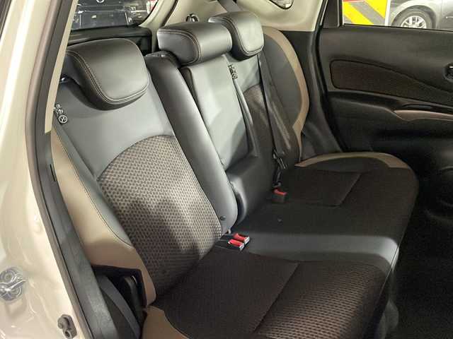 日産 ノート e－パワー メダリスト 広島県 2016(平28)年 3.5万km ブリリアントホワイトパール 純正ナビ/アラウンドビューモニター/インテリジェントルームミラー/ＥＴＣ/Blu-ray/ＬＥＤヘッドライト/前後コーナーセンサー/衝突被害軽減/レーンキープアシスト/オートライト/純正15インチアルミホイール(185/65/R15)/エアバッグ(運転席/助手席/サイド/カーテン)