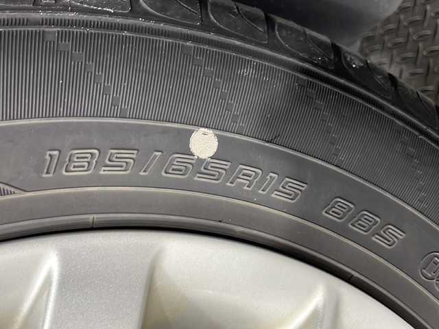 日産 ノート e－パワー メダリスト 広島県 2016(平28)年 3.5万km ブリリアントホワイトパール 純正ナビ/アラウンドビューモニター/インテリジェントルームミラー/ＥＴＣ/Blu-ray/ＬＥＤヘッドライト/前後コーナーセンサー/衝突被害軽減/レーンキープアシスト/オートライト/純正15インチアルミホイール(185/65/R15)/エアバッグ(運転席/助手席/サイド/カーテン)