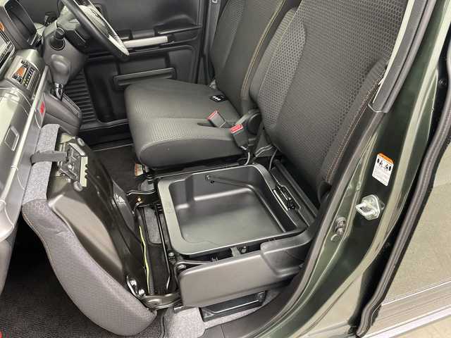 スズキ スペーシア ギア HYBRID XZターボ 大分県 2021(令3)年 6万km クールカーキパールメタリック/ガンメタリック2トーン 社外ナビ/（フルセグ/Bluetooth/CD/DVD)/衝突軽減回避ブレーキ/レーダークルーズコントロール/レーンアシスト/オートハイビーム/全方位カメラ/ビルトインETC/シートヒーター/パドルシフト/両側パワースライドドア/プッシュスタート・スマートキー/アイドリングストップ