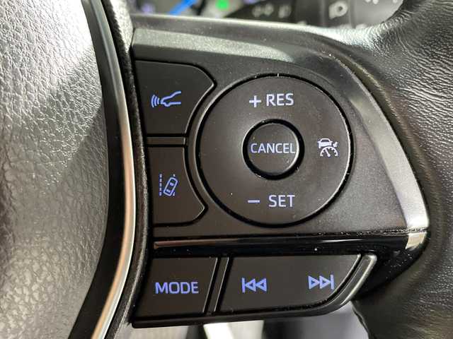 トヨタ ハリアー ハイブリッド Z レザーパッケージ 沖縄県 2021(令3)年 4万km プレシャスブラックパール 県外仕入れ/禁煙車/トヨタセーフティーセンス/・プリクラッシュセーフティ/・レーントレーシングアシスト/・レーダークルーズコントロール/・アダプティブハイビームシステム/・オートマチックハイビーム/・ロードサインアシスト/モデリスタエアロ/マフラーカッター/パノラミックビューモニター/純正ディスプレイオーディオ/・フルセグTV/・スマートホン連携/・Bluetooth/ＪＢＬプレミアムサウンド/デジタルインナーミラー/置くだけ充電/レザーシート/シートヒーター/シートクーラー/パワーバックドア/パワーシート/ブラインドスポットモニター/ヘッドアップディススレイ/純正19インチアルミ