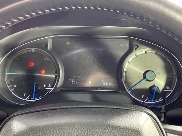 トヨタ ハリアー ハイブリッド Z レザーパッケージ 沖縄県 2021(令3)年 4万km プレシャスブラックパール 県外仕入れ/禁煙車/トヨタセーフティーセンス/・プリクラッシュセーフティ/・レーントレーシングアシスト/・レーダークルーズコントロール/・アダプティブハイビームシステム/・オートマチックハイビーム/・ロードサインアシスト/モデリスタエアロ/マフラーカッター/パノラミックビューモニター/純正ディスプレイオーディオ/・フルセグTV/・スマートホン連携/・Bluetooth/ＪＢＬプレミアムサウンド/デジタルインナーミラー/置くだけ充電/レザーシート/シートヒーター/シートクーラー/パワーバックドア/パワーシート/ブラインドスポットモニター/ヘッドアップディススレイ/純正19インチアルミ